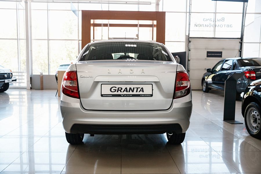 Lada (Ваз) Granta 1.6 MT (90 л.с.), 2026 Lada (Ваз) Granta 1.6 MT (90 л.с.), 2026