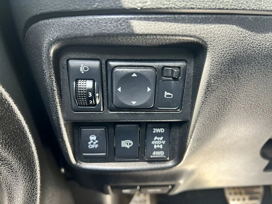 Nissan Juke 1.6 CVT (190 л.с.) 4WD, 2011