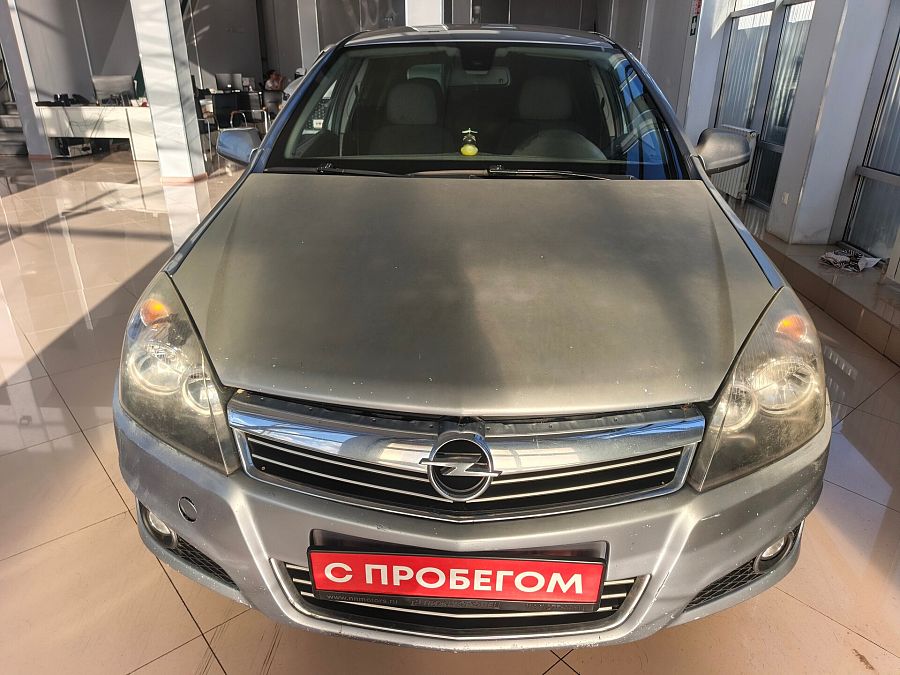 Opel Astra 1.6 MT (115 л.с.), 2011