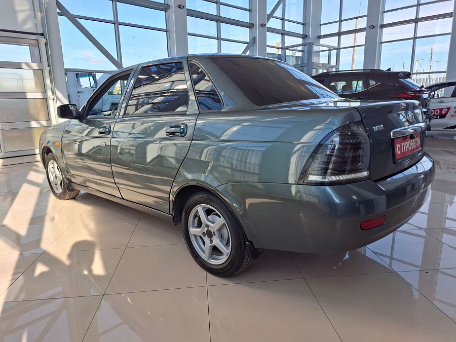 Lada (Ваз) Priora 1.6 MT (98 л.с.), 2008