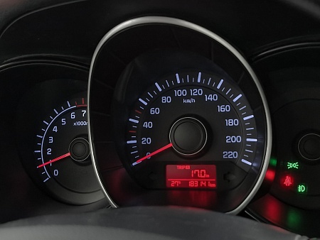 Kia Rio 5-speed 1.6 MT (123 л.с.), 2012 Kia Rio 5-speed 1.6 MT (123 л.с.), 2012