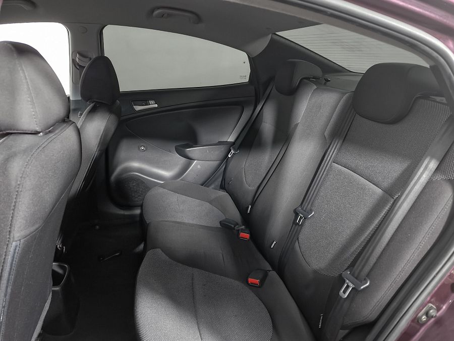 Hyundai Solaris 1.4 MT (107 л.с.), 2012 Hyundai Solaris 1.4 MT (107 л.с.), 2012