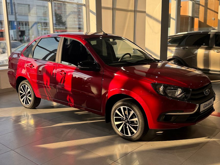 Lada (Ваз) Granta 1.6 MT (90 л.с.), 2026 Lada (Ваз) Granta 1.6 MT (90 л.с.), 2026