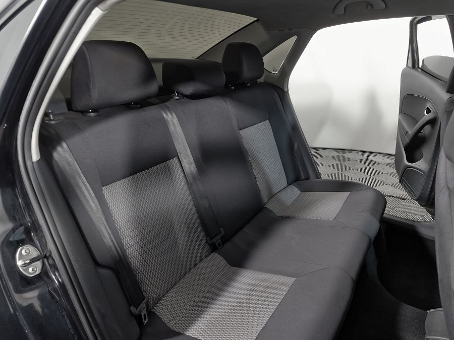 Volkswagen Polo 1.6 MT (105 л.с.), 2014