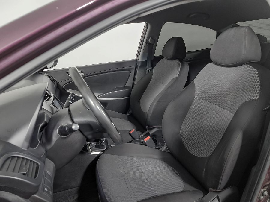 Hyundai Solaris 1.4 MT (107 л.с.), 2012 Hyundai Solaris 1.4 MT (107 л.с.), 2012