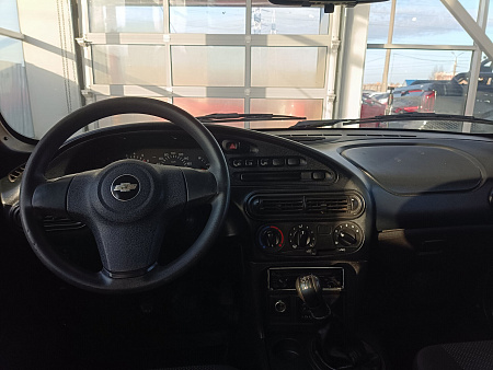 Chevrolet Niva 1.7 MT (80 л.с.) 4WD, 2011 Chevrolet Niva 1.7 MT (80 л.с.) 4WD, 2011 — купить в Нижнем Новгороде