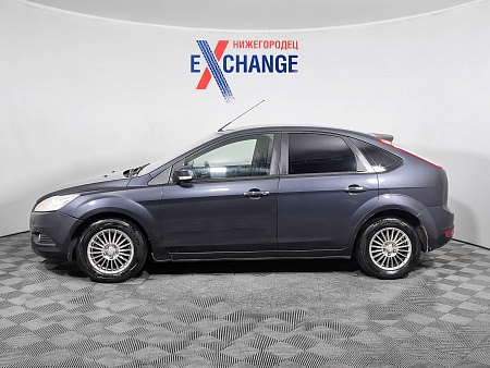Ford Focus 1.6 AT (100 л.с.), 2010
