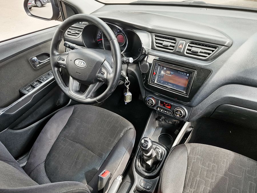 Kia Rio 5-speed 1.6 MT (123 л.с.), 2011 Kia Rio 5-speed 1.6 MT (123 л.с.), 2011
