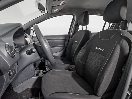 Renault Sandero Stepway 1.6 AT (102 л.с.), 2017 Renault Sandero Stepway 1.6 AT (102 л.с.), 2017 — купить в Нижнем Новгороде