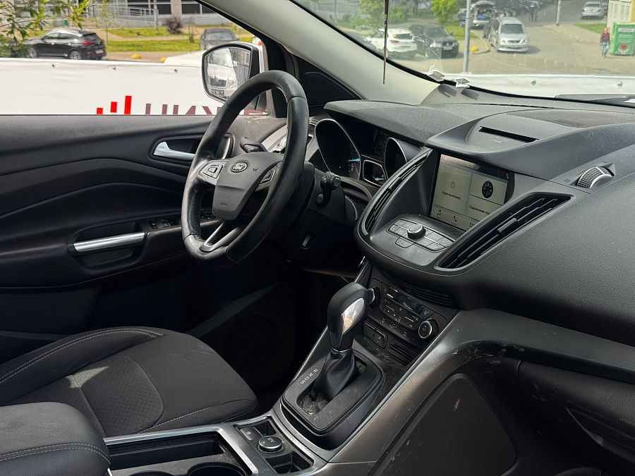 Ford Kuga 2.5 AT (150 л.с.), 2018 Ford Kuga 2.5 AT (150 л.с.), 2018