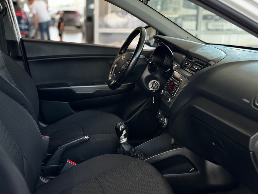 Kia Rio 1.6 MT (123 л.с.), 2016