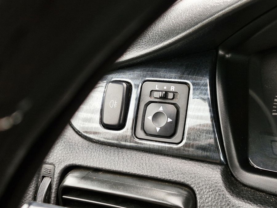 Mitsubishi Lancer 1.6 MT (98 л.с.), 2004
