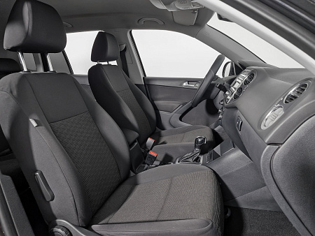 Volkswagen Tiguan 2.0 AT (170 л.с.) 4WD, 2013 — купить в Нижнем Новгороде
