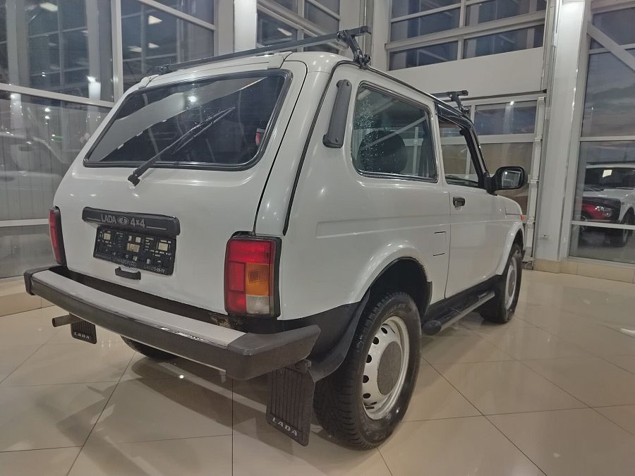 Lada (Ваз) 2121 (4x4) 1.7 MT (83 л.с.) 4WD, 2015 Lada (Ваз) 2121 (4x4) 1.7 MT (83 л.с.) 4WD, 2015
