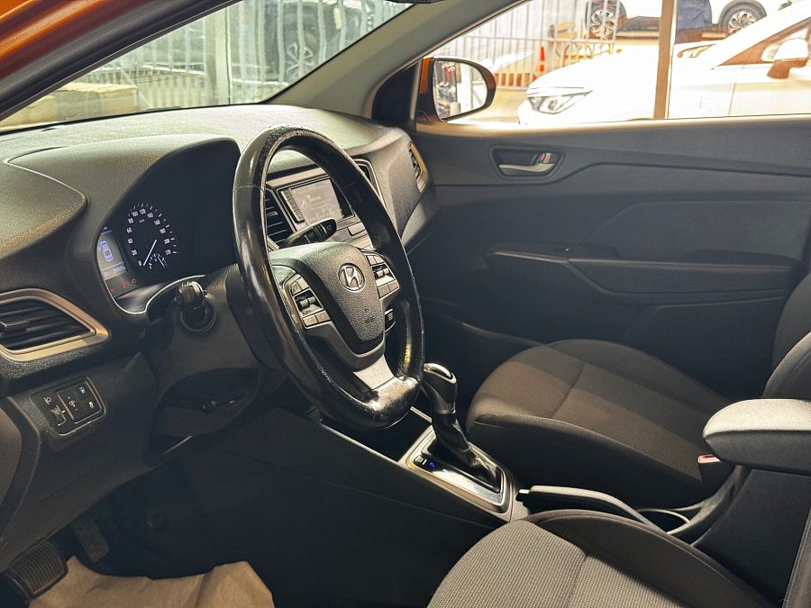 Hyundai Solaris 1.6 AT (123 л.с.), 2017 Hyundai Solaris 1.6 AT (123 л.с.), 2017