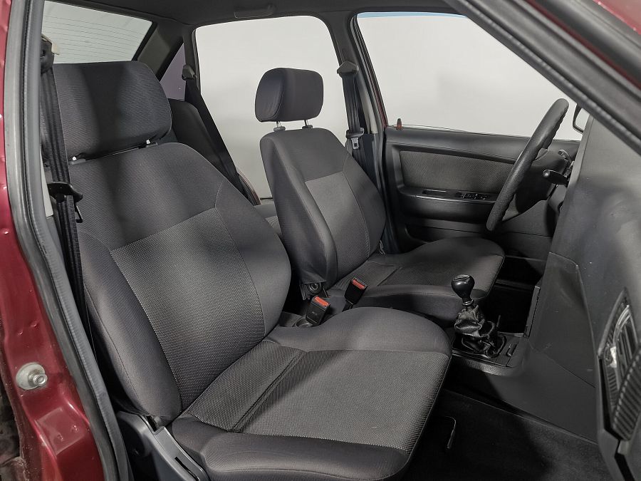 Daewoo Nexia 1.5 MT (80 л.с.), 2010