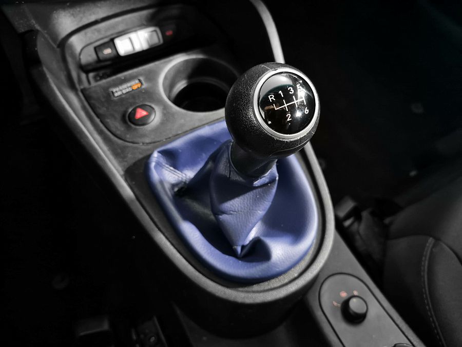 SEAT Leon 1.2 MT (105 л.с.), 2012