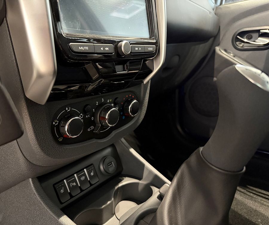 Lada (Ваз) Largus Cross 1.6 MT (106 л.с.), 2026