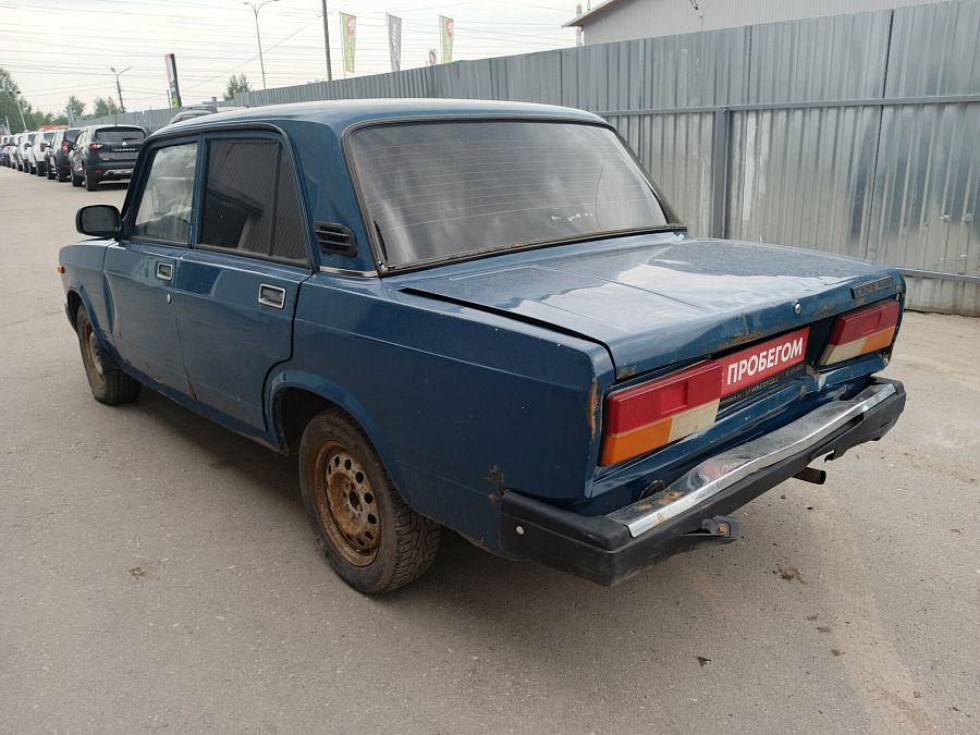 Lada (Ваз) 2107 1.6 MT (74 л.с.), 2008