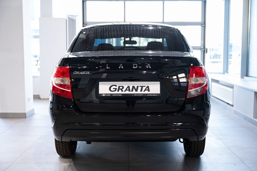 Lada (Ваз) Granta 1.6 MT (90 л.с.), 2026