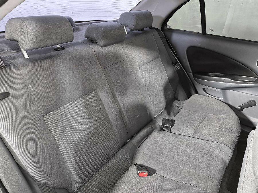 Nissan Almera 1.5 MT (98 л.с.), 2005