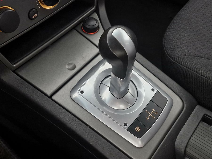 Opel Vectra 1.8 AMT (140 л.с.), 2007 Opel Vectra 1.8 AMT (140 л.с.), 2007