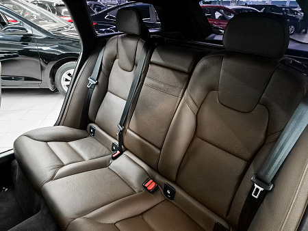 Volvo V90 Cross Country 2.0 AT (249 л.с.) 4WD, 2021 — купить в Нижнем Новгороде