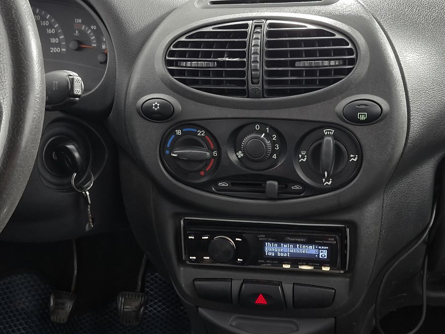 Lada (Ваз) Kalina 1.6 MT (98 л.с.), 2012 Lada (Ваз) Kalina 1.6 MT (98 л.с.), 2012