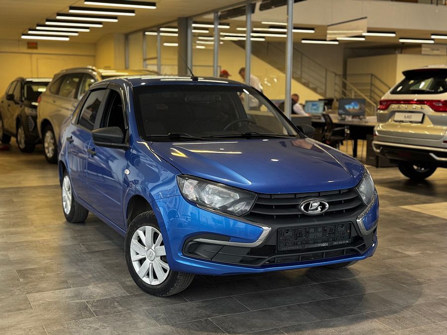 Lada (Ваз) Granta 1.6 MT (90 л.с.), 2021