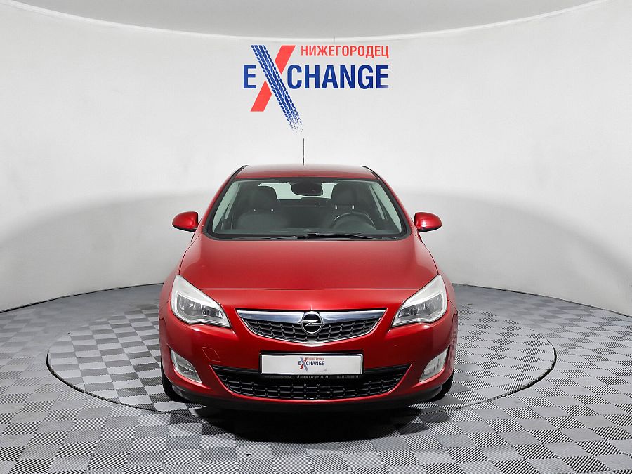 Opel Astra 1.6 AT (115 л.с.), 2011