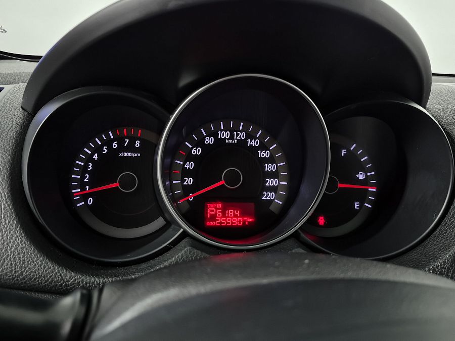 Kia Cerato 6-speed 1.6 AT (126 л.с.), 2011