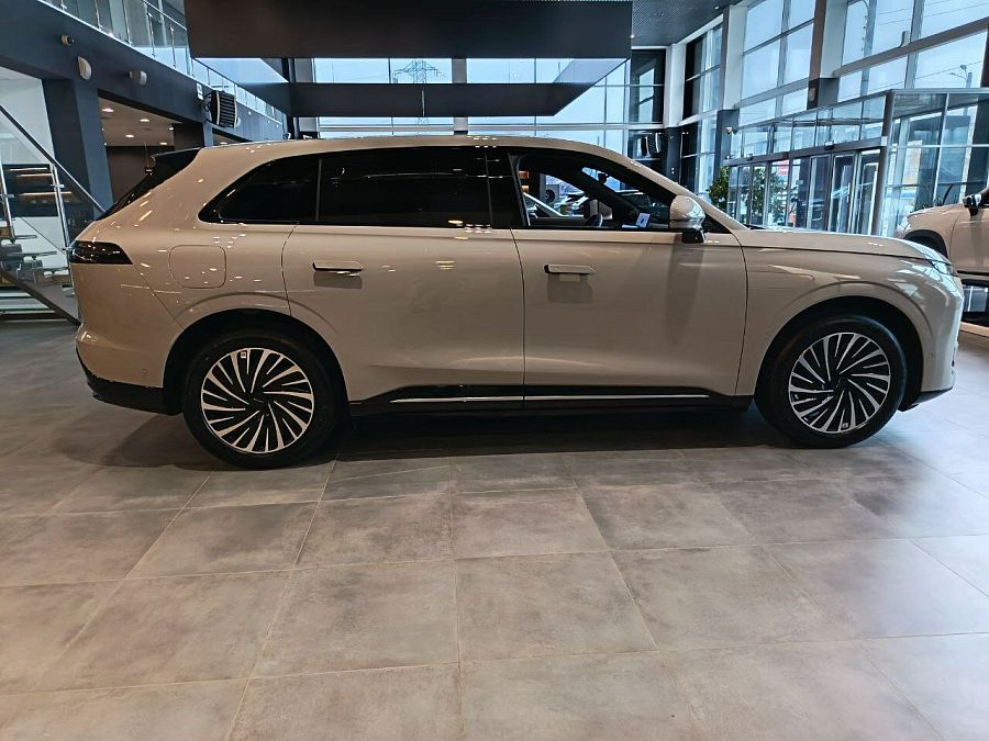 Exeed Exlantix ET 1.5hyb AT (469 л.с.) 4WD, 2026