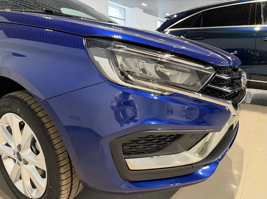 Lada (Ваз) Vesta SW 1.6 CVT (106 л.с.), 2026