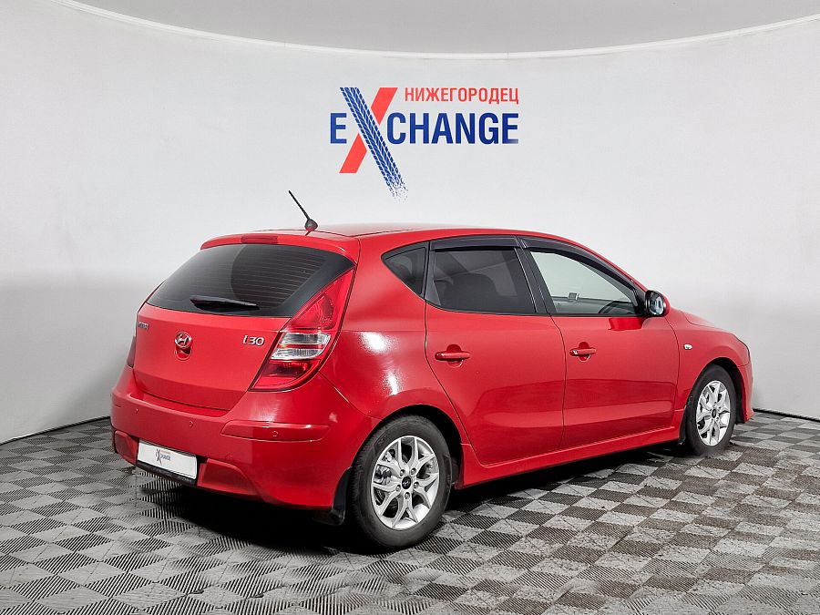 Hyundai i30 1.4 MT (109 л.с.), 2010