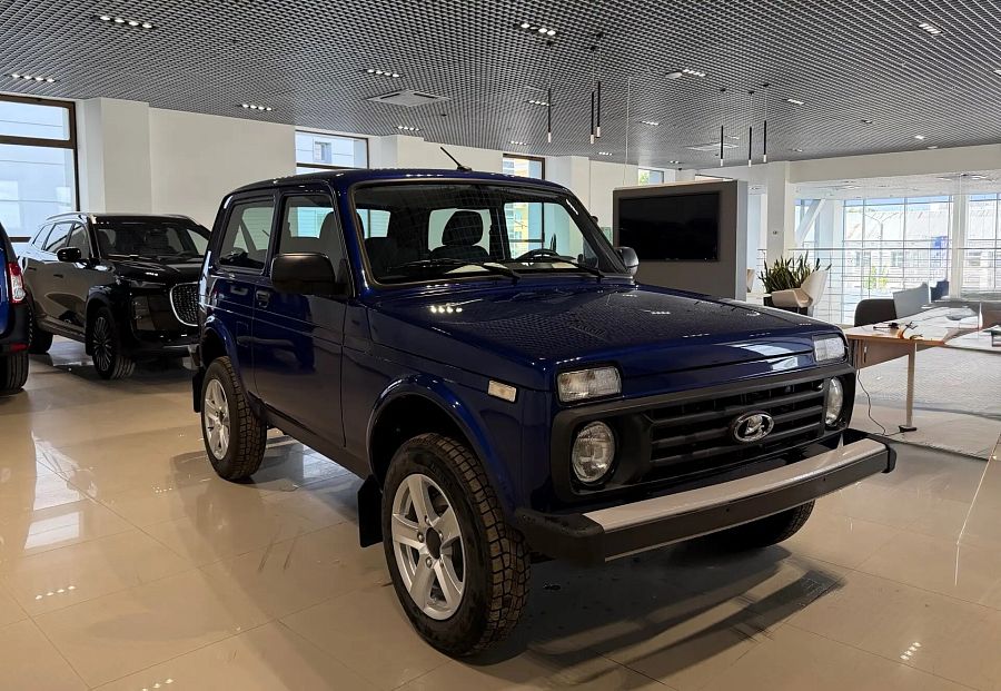 Lada (Ваз) Niva Legend 1.7 MT (83 л.с.) 4WD, 2026 Lada (Ваз) Niva Legend 1.7 MT (83 л.с.) 4WD, 2026