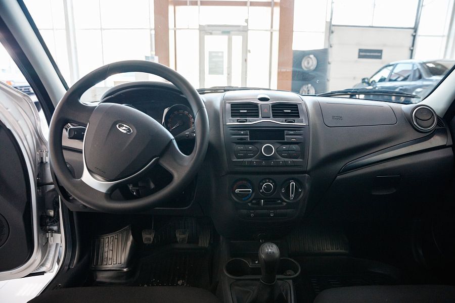 Lada (Ваз) Granta 1.6 MT (90 л.с.), 2026 Lada (Ваз) Granta 1.6 MT (90 л.с.), 2026