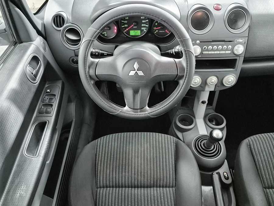 Mitsubishi Colt 1.5 MT (109 л.с.), 2008