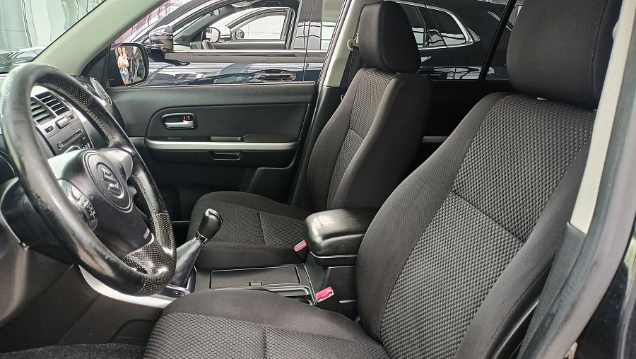 Suzuki Grand Vitara 2.0 MT (140 л.с.) 4WD, 2011 Suzuki Grand Vitara 2.0 MT (140 л.с.) 4WD, 2011