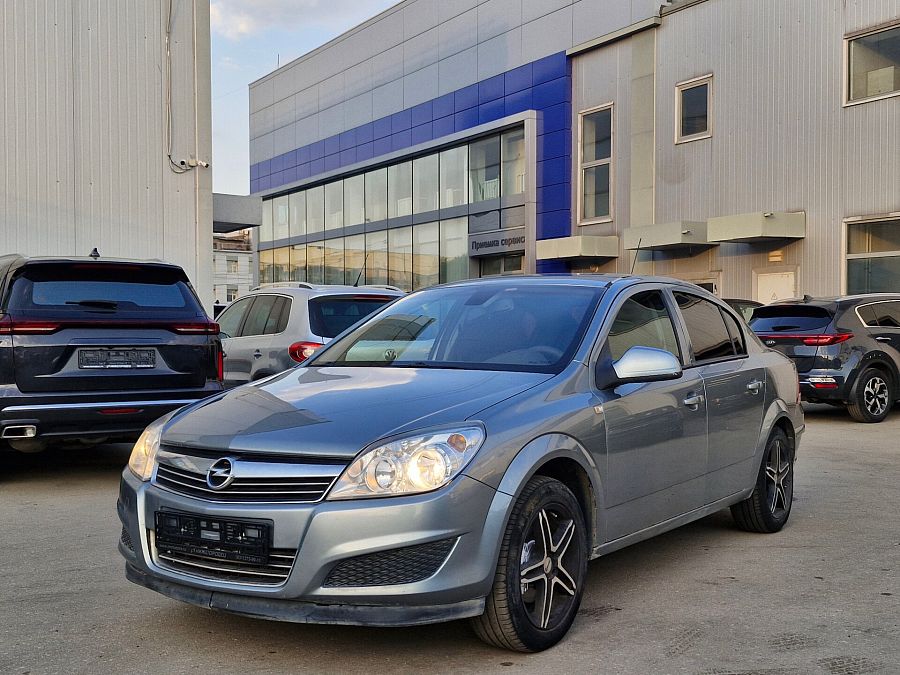 Opel Astra 1.6 MT (115 л.с.), 2014 Opel Astra 1.6 MT (115 л.с.), 2014