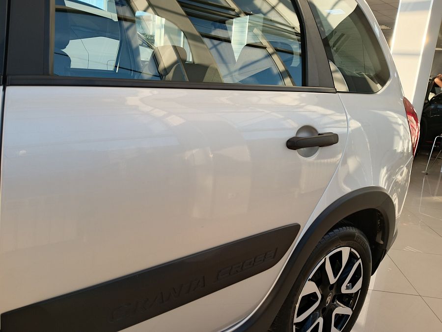 Lada (Ваз) Granta Cross 1.6 MT (90 л.с.), 2024 Lada (Ваз) Granta Cross 1.6 MT (90 л.с.), 2024