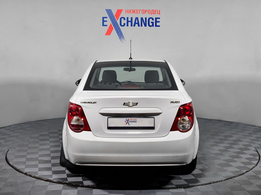 Chevrolet Aveo 1.6 AT (115 л.с.), 2013