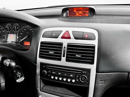 Peugeot 307 1.6 AT (109 л.с.), 2006