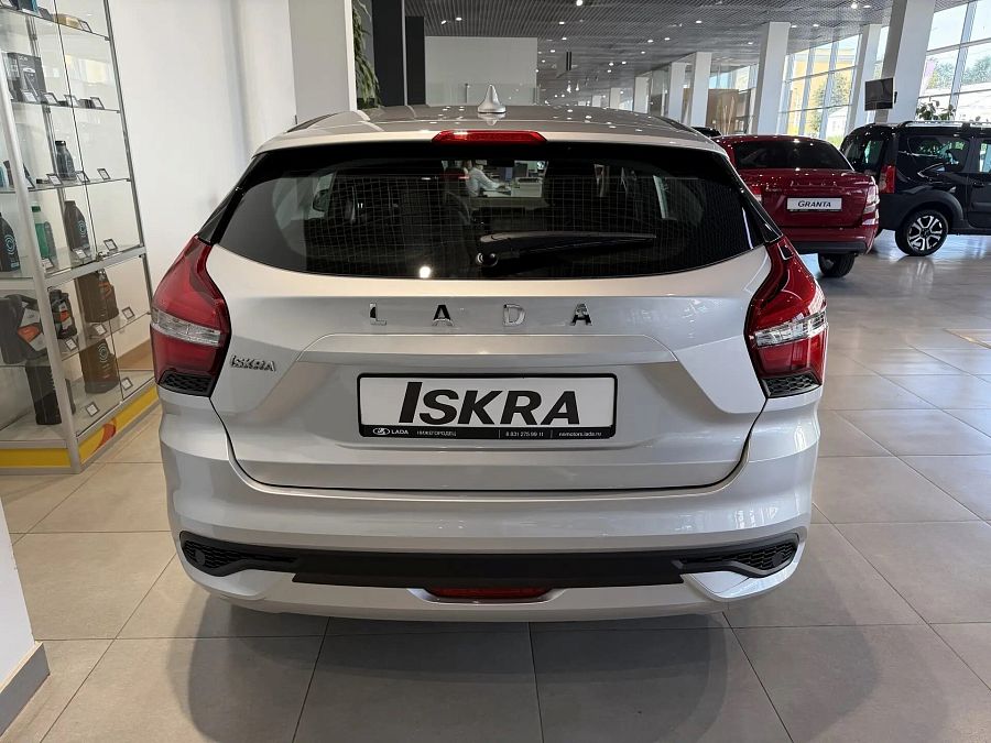 Lada (Ваз) Iskra SW 1.6 MT (106 л.с.), 2026