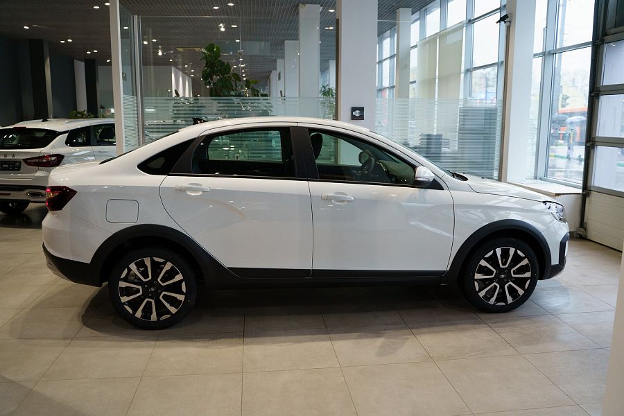 Lada (Ваз) Vesta Cross 1.6 MT (106 л.с.), 2026