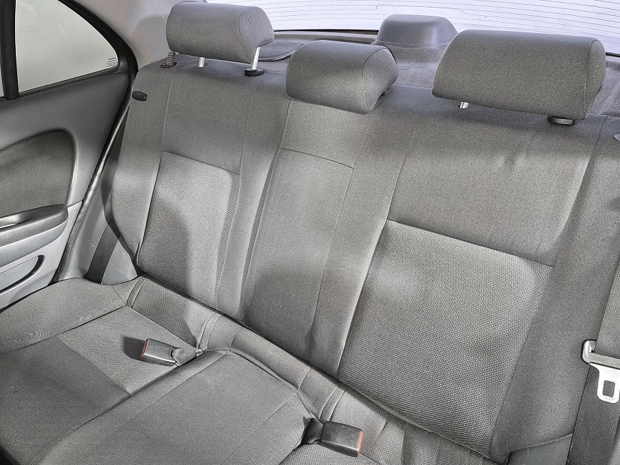 Nissan Almera 1.5 MT (98 л.с.), 2005