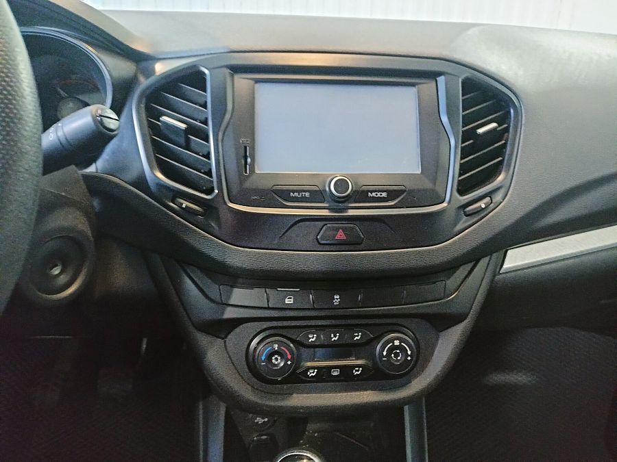 Lada (Ваз) Vesta 1.6 MT (106 л.с.), 2018