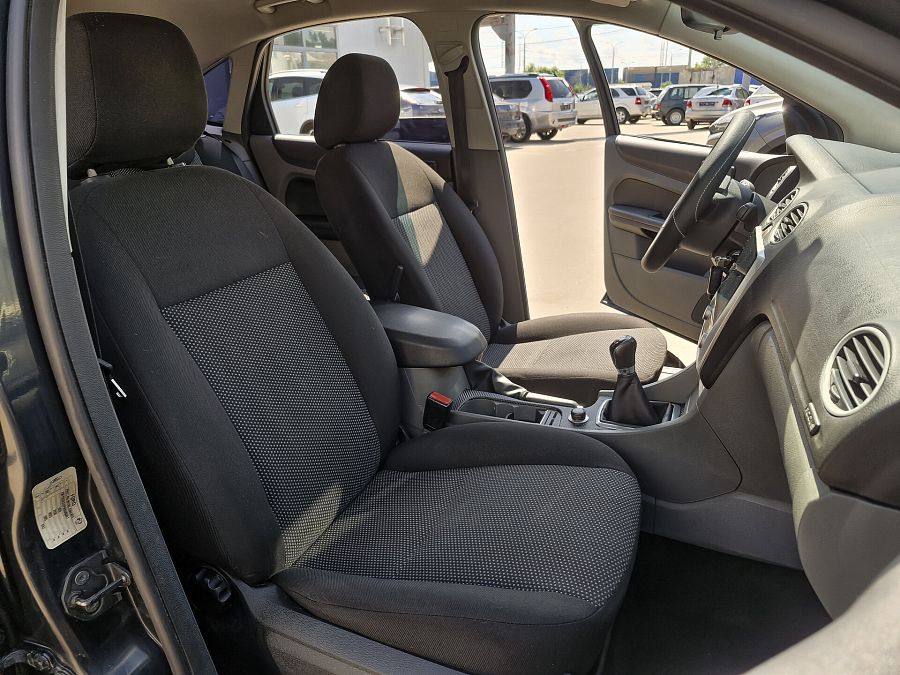 Ford Focus 1.6 MT (100 л.с.), 2008