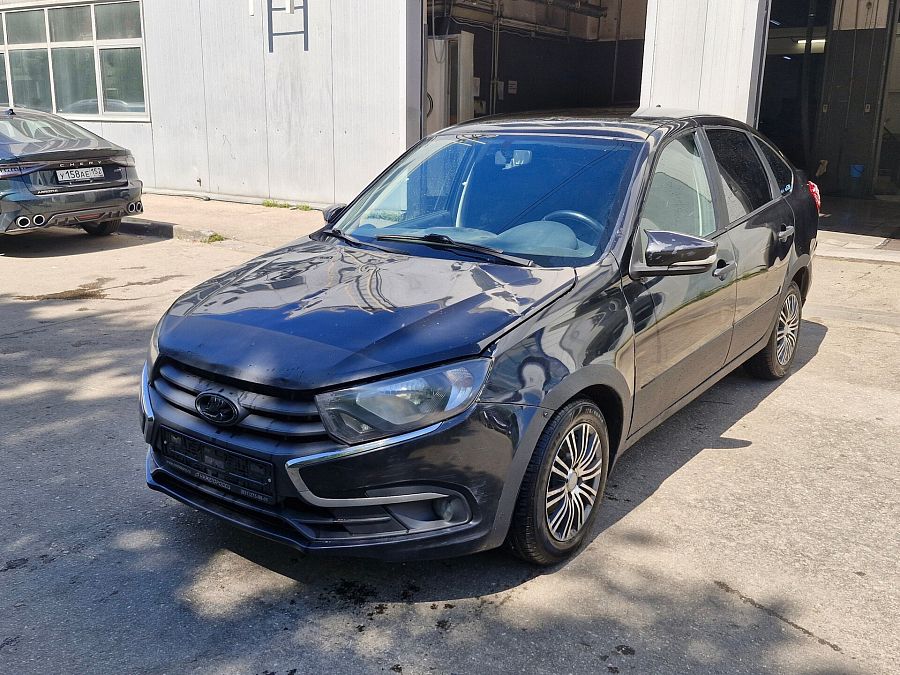 Lada (Ваз) Granta 1.6 MT (87 л.с.), 2018