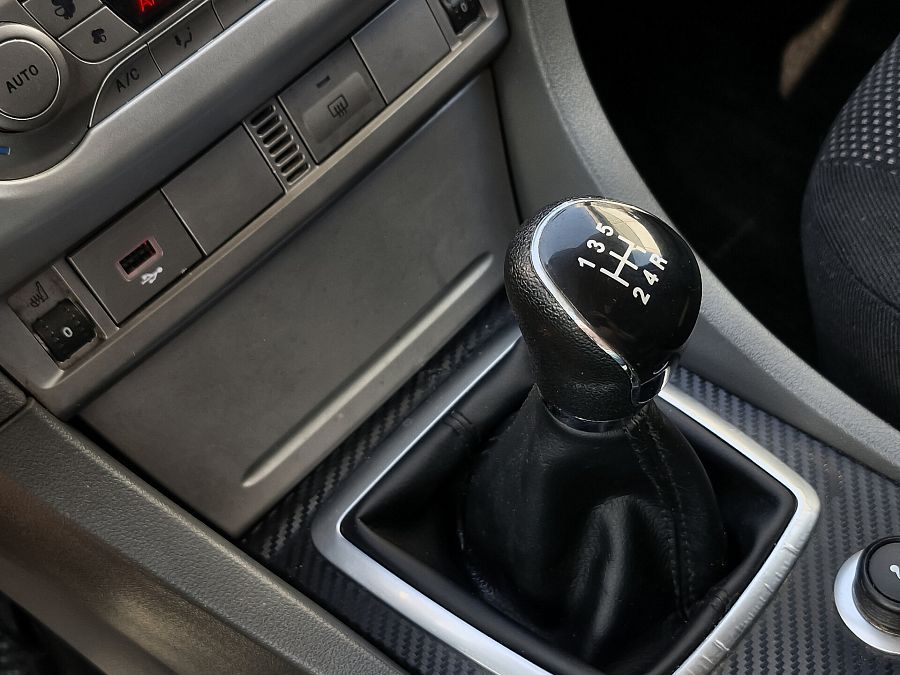 Ford Focus 1.6 MT (100 л.с.), 2008
