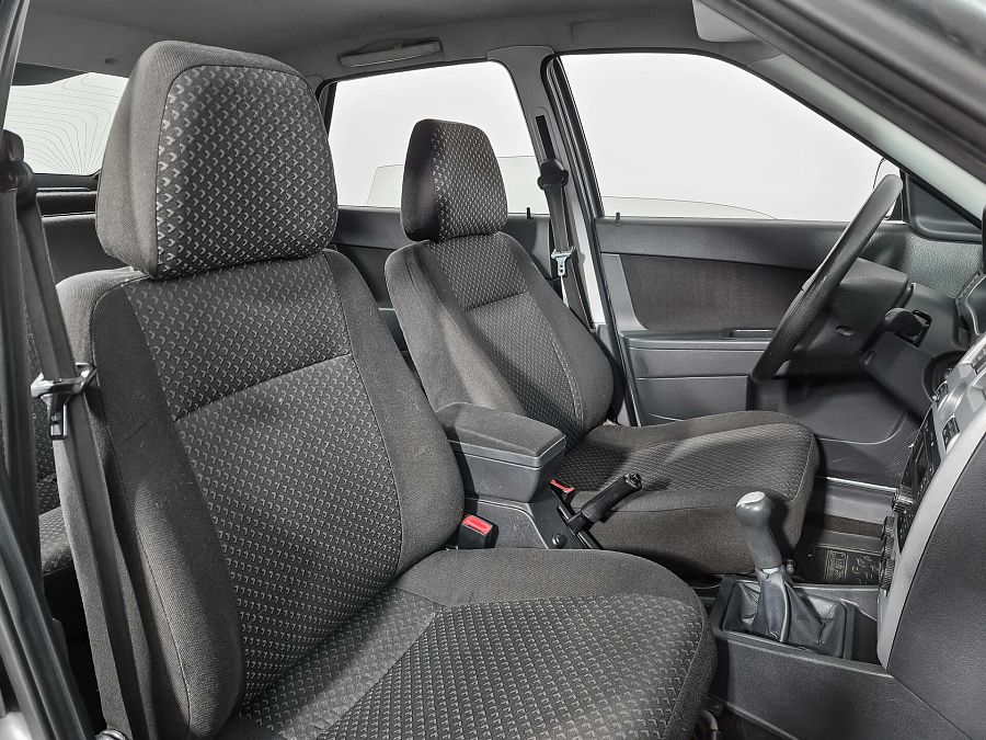 Lada (Ваз) Priora 1.6 MT (98 л.с.), 2012 Lada (Ваз) Priora 1.6 MT (98 л.с.), 2012
